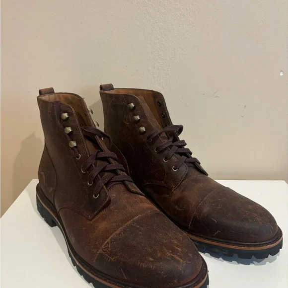 JCREW English Waxed Cap Toe Kenton Boots Vibram Soles